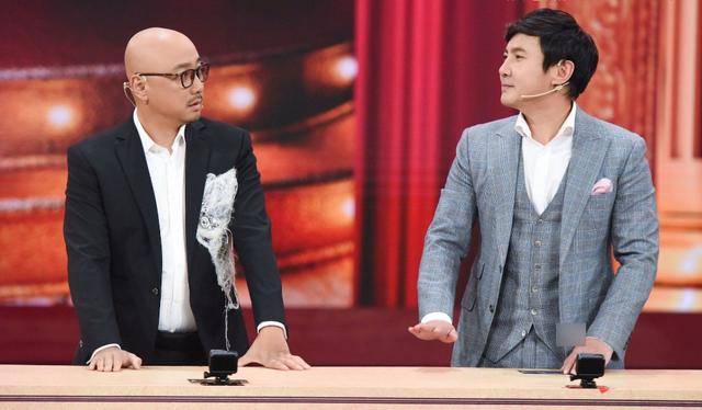 徐峥换脸沈腾这是同一个人啊!难道是亲兄弟?