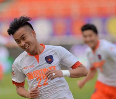 青岛中能宣布主帅个人资料介绍